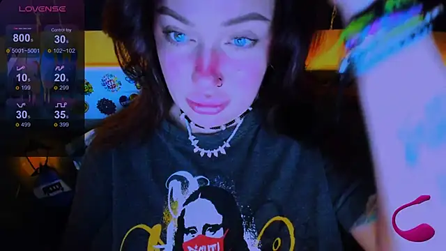 EllieOz online show from March 6, 5:43 pm