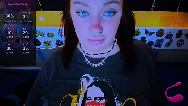 EllieOz online show from March 17, 3:29 pm