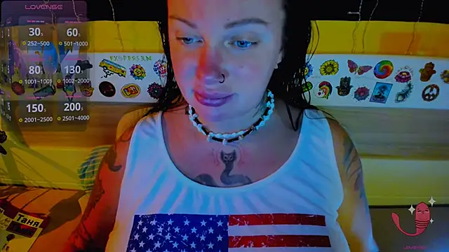 EllieOz online show from October 30, 4:52 pm