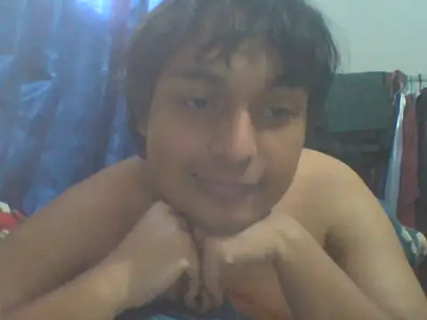 Snapshot of putikemood chatting on August 4, 5:37 pm putikemood online show from August 4, 5:37 pm