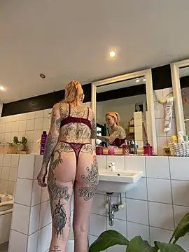 Stella-Kink online show from March 7, 1:52 pm