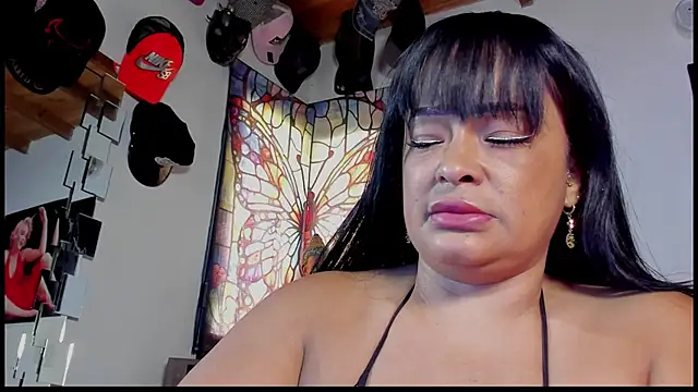 seleneh online show from October 16, 5:25 pm