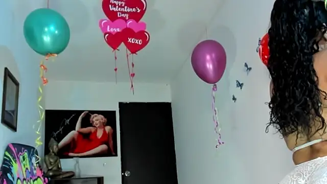 seleneh online show from February 18, 9:44 pm