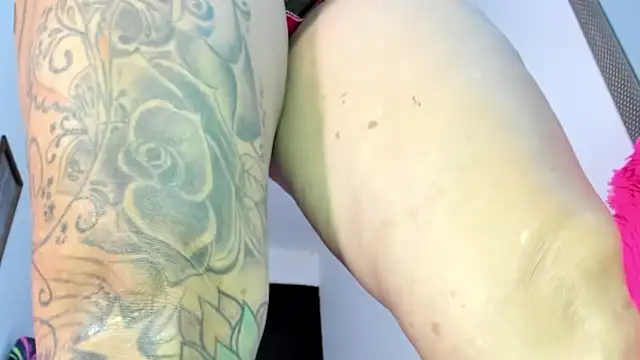 seleneh online show from February 27, 7:58 pm