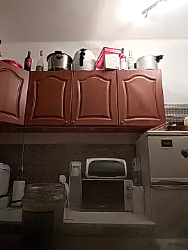 Snapshot of LauraBaby chatting on February 26, 5:23 pm LauraBaby online show from February 26, 5:23 pm