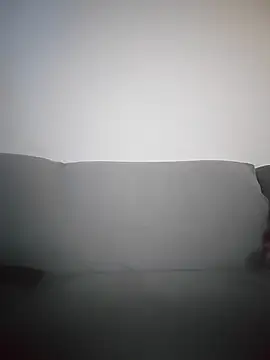 Snapshot of LauraBaby chatting on March 4, 10:54 am LauraBaby online show from March 4, 10:54 am