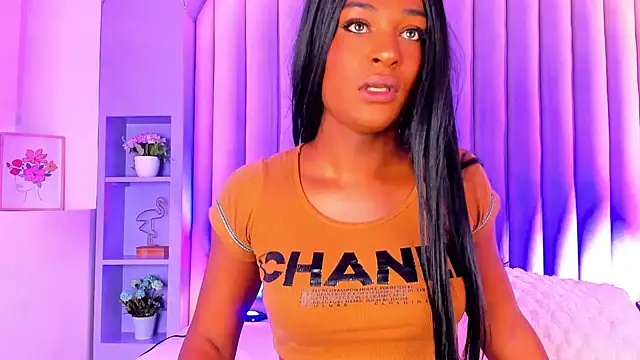 nahomi campbell online show from February 15, 7:39 pm