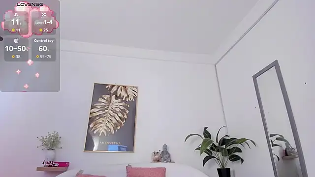 Amina hafsa online show from October 5, 1:42 pm