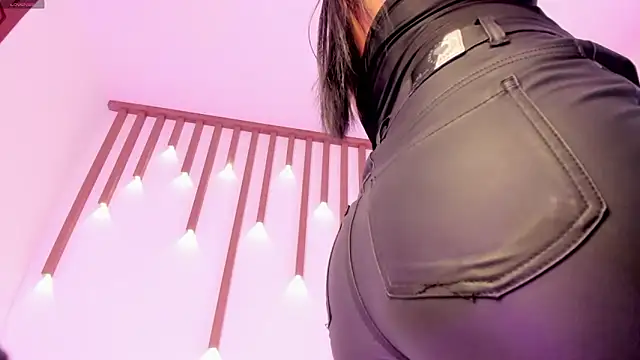 majo rosse  online show from February 21, 7:15 pm