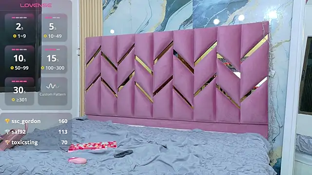 daddyissuesss  online show from October 8, 7:44 pm