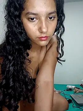 Snapshot of Sabrina-Salemi chatting on December 11, 3:56 am Sabrina-Salemi online show from December 11, 3:56 am