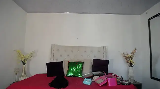 Snapshot of maria_camilacms chatting on January 23, 5:52 pm maria camilacms online show from January 23, 5:52 pm