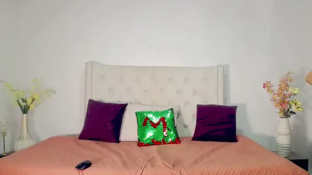 Snapshot of maria_camilacms chatting on February 5, 1:15 am maria camilacms online show from February 5, 1:15 am