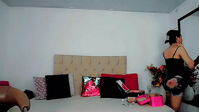 Snapshot of maria_camilacms chatting on October 17, 3:47 pm maria camilacms online show from October 17, 3:47 pm