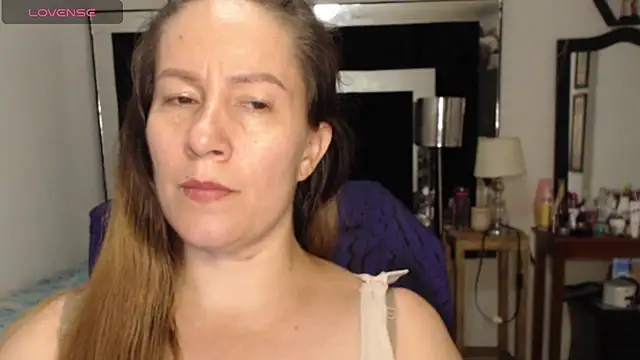 Snapshot of CATRINA-83 chatting on March 31, 1:40 am CATRINA-83 online show from March 31, 1:40 am