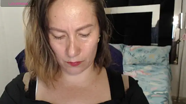 Snapshot of CATRINA-83 chatting on April 15, 7:58 pm CATRINA-83 online show from April 15, 7:58 pm