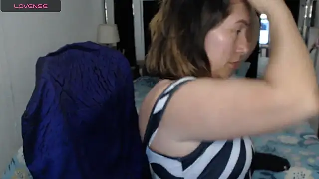 Snapshot of CATRINA-83 chatting on April 18, 5:50 pm CATRINA-83 online show from April 18, 5:50 pm