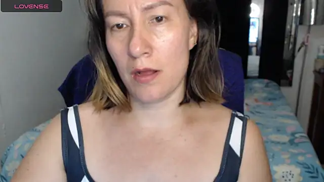 Snapshot of CATRINA-83 chatting on April 18, 7:58 pm CATRINA-83 online show from April 18, 7:58 pm