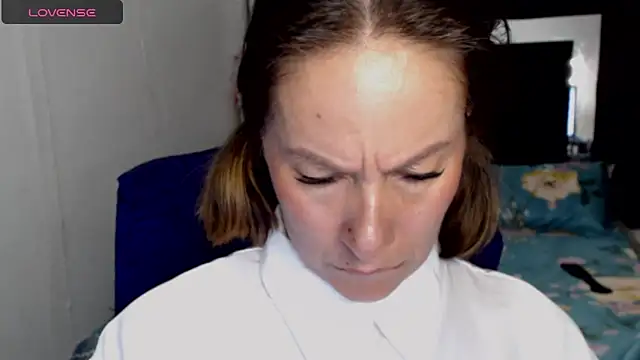 Snapshot of CATRINA-83 chatting on May 11, 2:45 pm CATRINA-83 online show from May 11, 2:45 pm