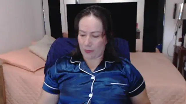 Snapshot of CATRINA-83 chatting on June 7, 1:04 pm CATRINA-83 online show from June 7, 1:04 pm