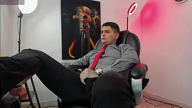 Snapshot of Nicolas_Fellener chatting on November 2, 6:05 am Nicolas Fellener online show from November 2, 6:05 am