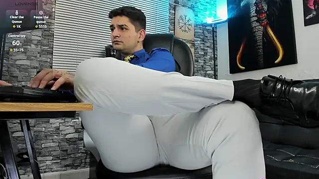 Nicolas Fellener online show from June 3, 4:37 am