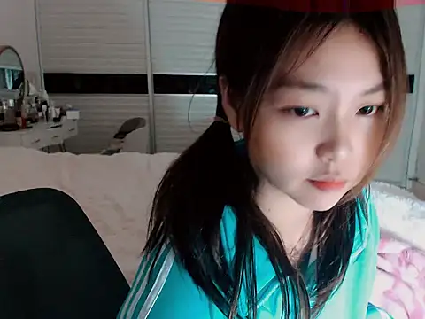 -Lucky Girl online show from December 17, 12:22 pm
