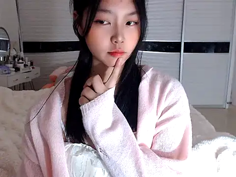 -Lucky Girl online show from December 27, 11:50 am