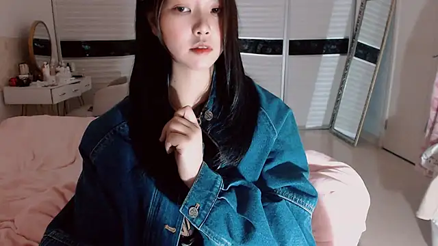 -Lucky Girl online show from January 6, 2:21 pm