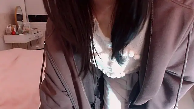 -Lucky Girl online show from February 18, 3:24 am