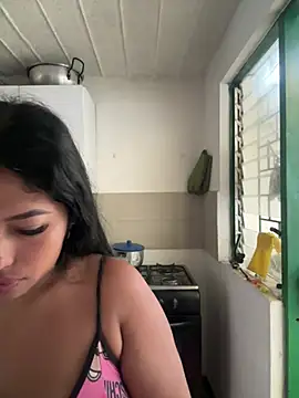 Snapshot of emmyjhonson07 chatting on March 7, 1:30 pm emmyjhonson07 online show from March 7, 1:30 pm