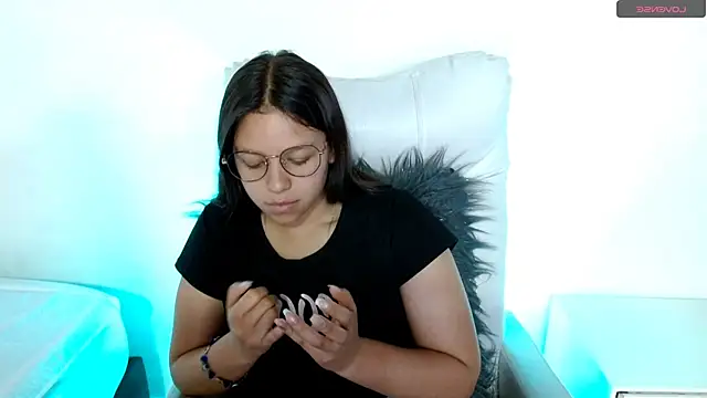 SamanthaRoldaan online show from January 9, 7:18 pm