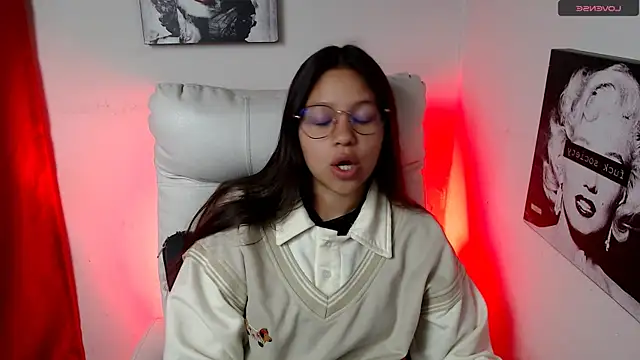 SamanthaRoldaan online show from January 25, 1:52 pm