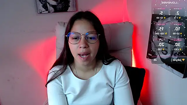 SamanthaRoldaan online show from February 28, 1:58 pm