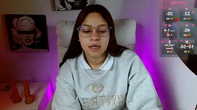 SamanthaRoldaan online show from September 22, 2:52 pm