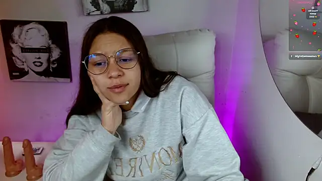 SamanthaRoldaan online show from September 29, 1:49 pm