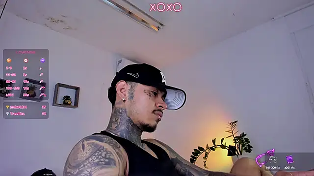 JordanSmiith  online show from February 7, 11:03 pm