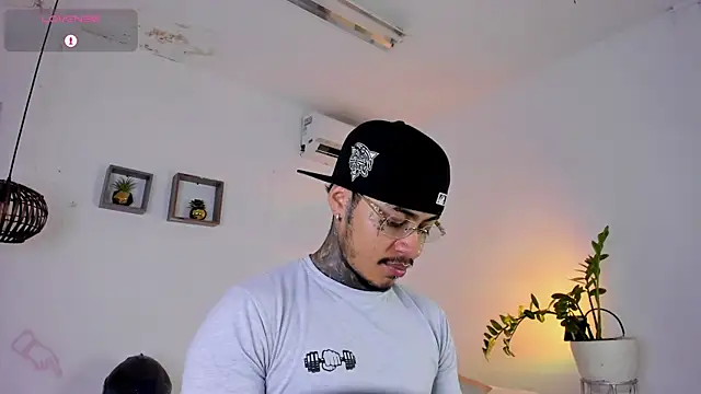 JordanSmiith  online show from February 23, 2:57 pm