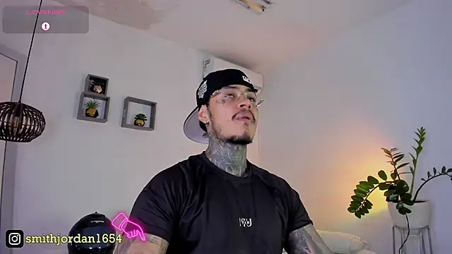 JordanSmiith  online show from February 25, 8:30 pm