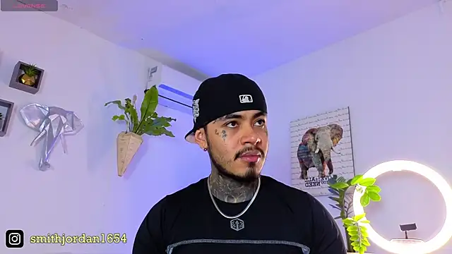 JordanSmiith  online show from October 13, 8:31 pm