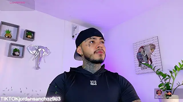 Snapshot of JordanSmiith_ chatting on February 14, 8:38 pm JordanSmiith online show from February 14, 8:38 pm