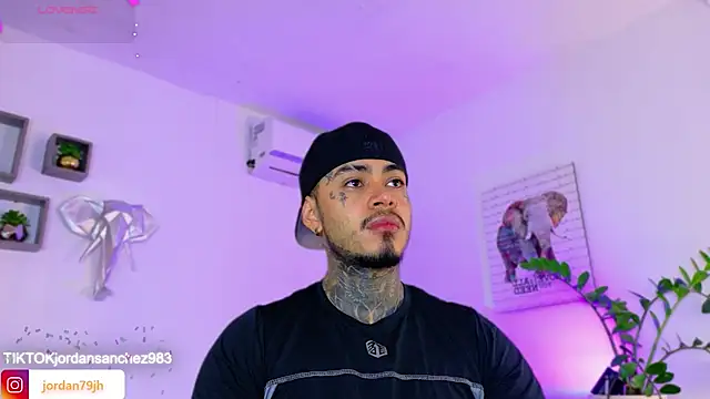 Snapshot of JordanSmiith_ chatting on March 15, 1:50 pm JordanSmiith online show from March 15, 1:50 pm