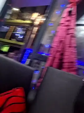  nicolehotshemale online show from January 1, 1:37 am