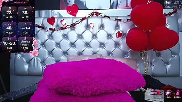  nicolehotshemale online show from February 12, 12:48 am