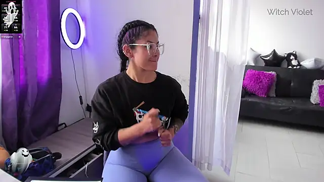 witchviolet online show from December 21, 4:36 pm