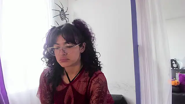 witchviolet online show from January 7, 7:59 pm