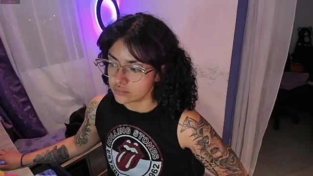 witchviolet online show from January 9, 11:13 pm