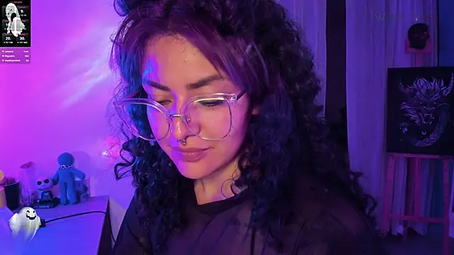 witchviolet online show from February 24, 1:57 am