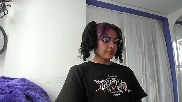 witchviolet online show from March 17, 9:34 pm