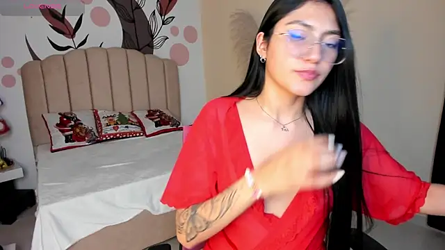 Snapshot of _allondra_ chatting on December 17, 4:23 am allondra online show from December 17, 4:23 am